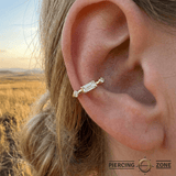 Noah Seamless Ring – 14K Gold Baguette & Round Gem Design - piercing - zone.com