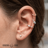 Noah Seamless Ring – 14K Gold Baguette & Round Gem Design - piercing - zone.com