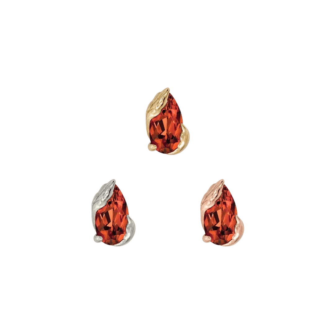Occasion Pear Garnet – 14K Gold Threadless End - piercing - zone.com