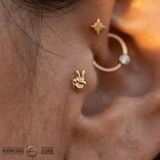 Peace Sign Emoji – 14K Gold Threadless/Threaded End - piercing - zone.com