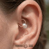 Pearl Star Seamless Ring – 14K Gold Radiant Pearl & Gem Constellation - piercing - zone.com