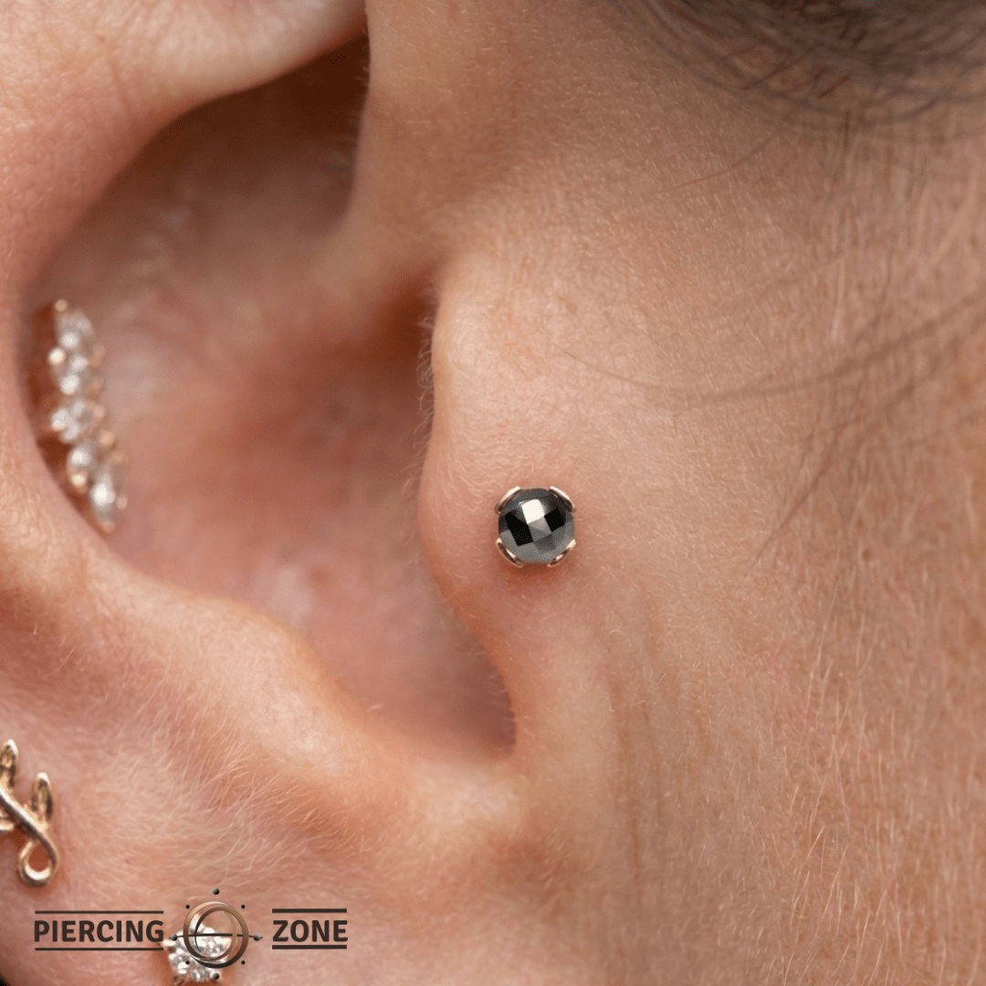 Peekaboo – Black Spinel Glow – 14K Gold Threadless End - piercing - zone.com