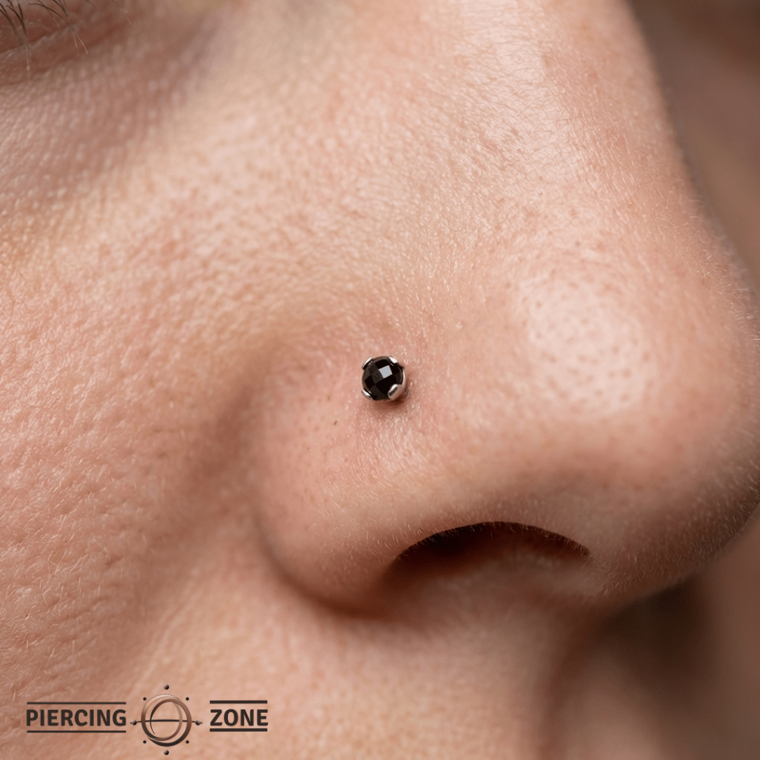 Peekaboo – Black Spinel Glow – 14K Gold Threadless End - piercing - zone.com