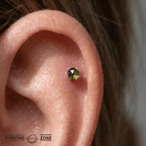 Peekaboo – Green Tourmaline Glow – 14K Gold Threadless End - piercing - zone.com