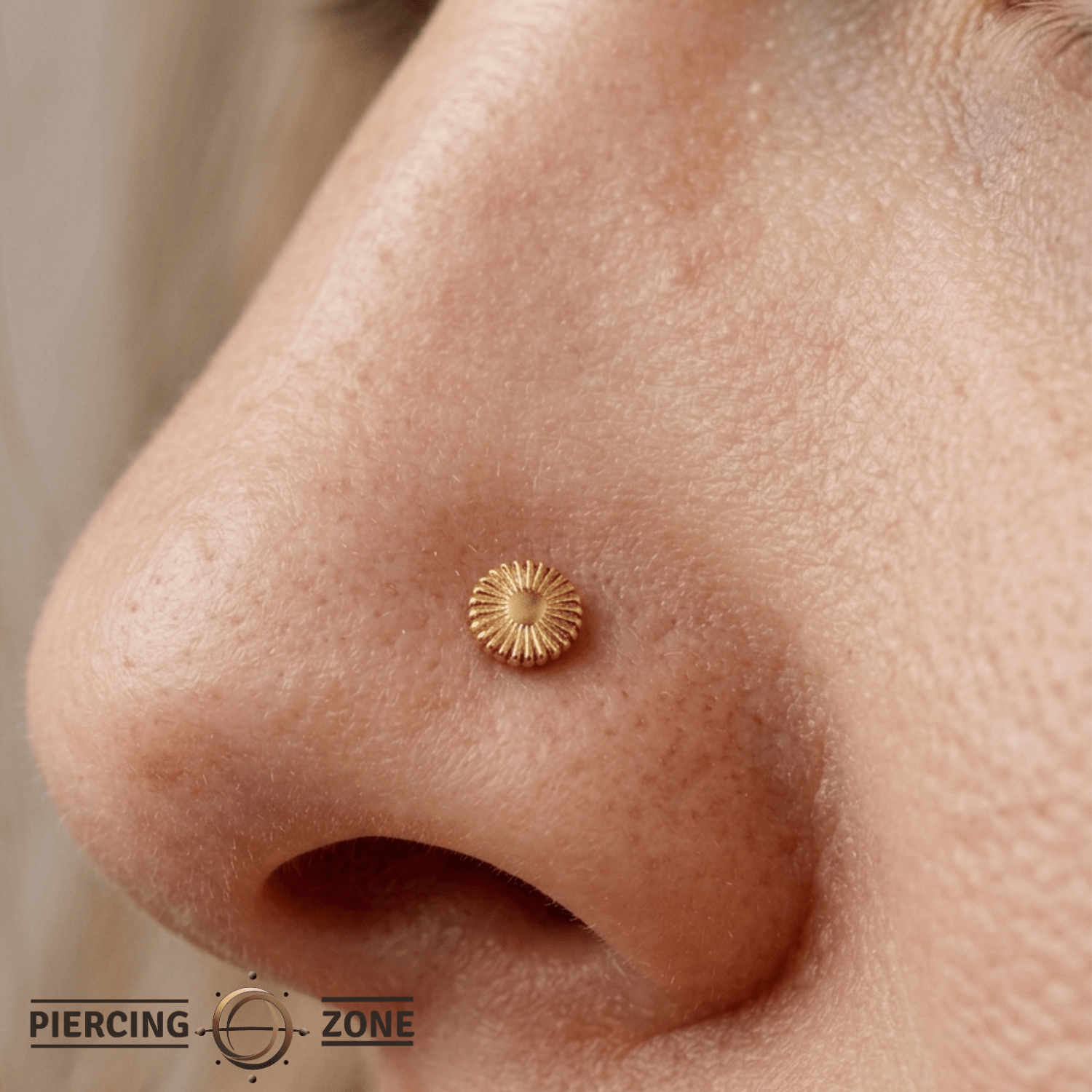 Poker Chip – 14K Gold Textured Disc Threadless End - piercing - zone.com