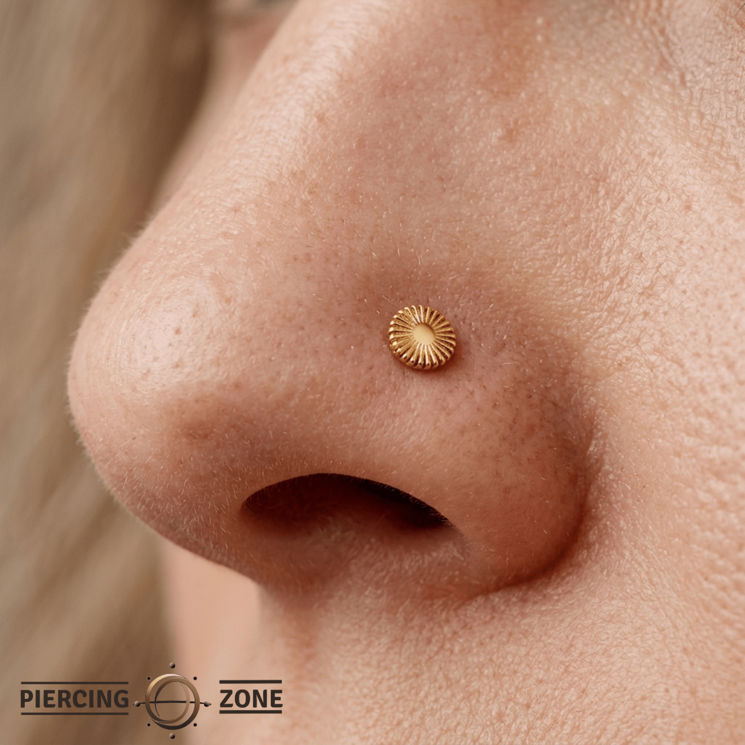 Poker Chip – 14K Gold Textured Disc Threadless End - piercing - zone.com