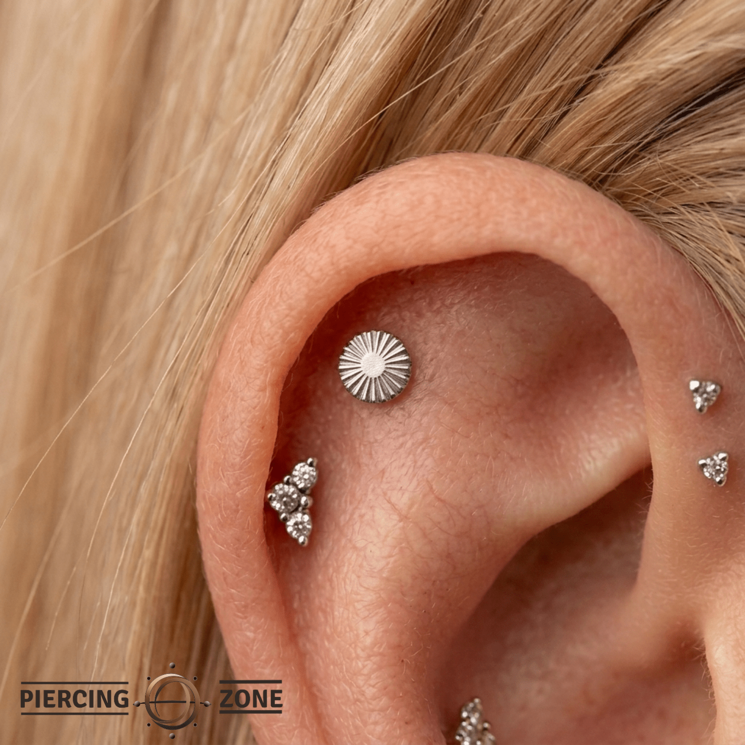 Poker Chip – 14K Gold Textured Disc Threadless End - piercing - zone.com