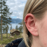 Pride Prong Set 5 Gem Seamless Ring – 14K Gold Five - Stone Arc Design - piercing - zone.com