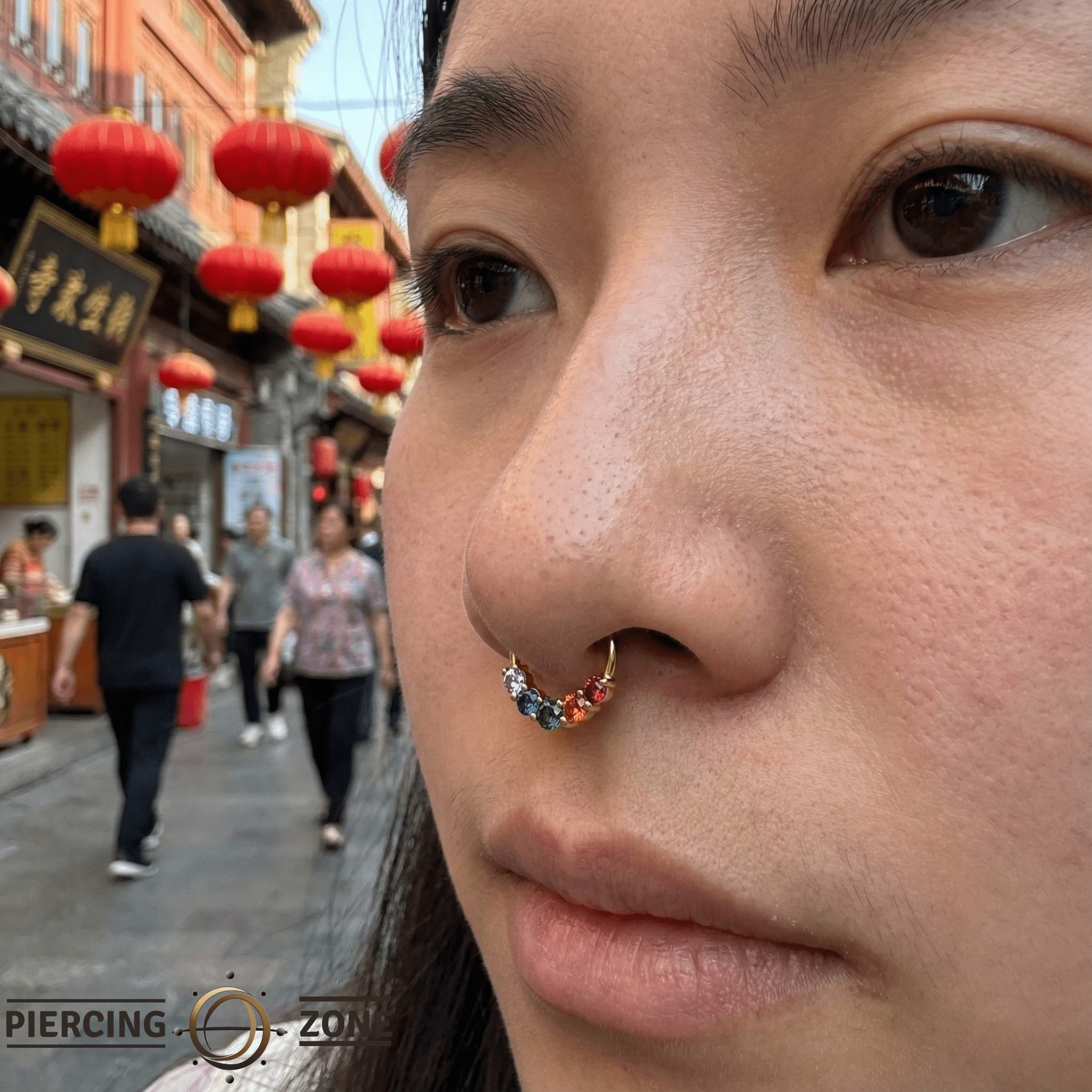 Pride Prong Set 5 Gem Seamless Ring – 14K Gold Five - Stone Arc Design - piercing - zone.com