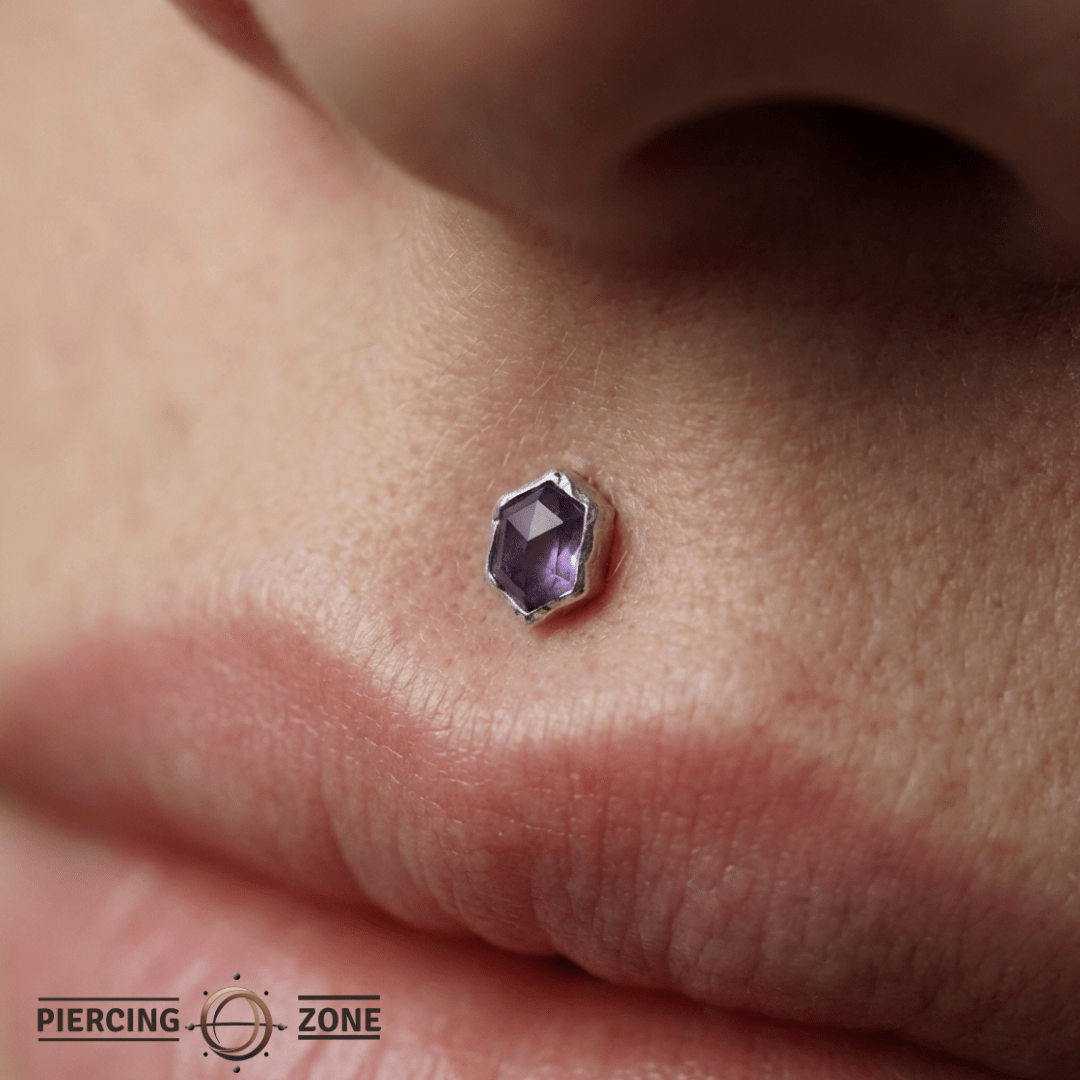 Pump Up The Volume – Amethyst Gem – 14K Gold Threadless End - piercing - zone.com