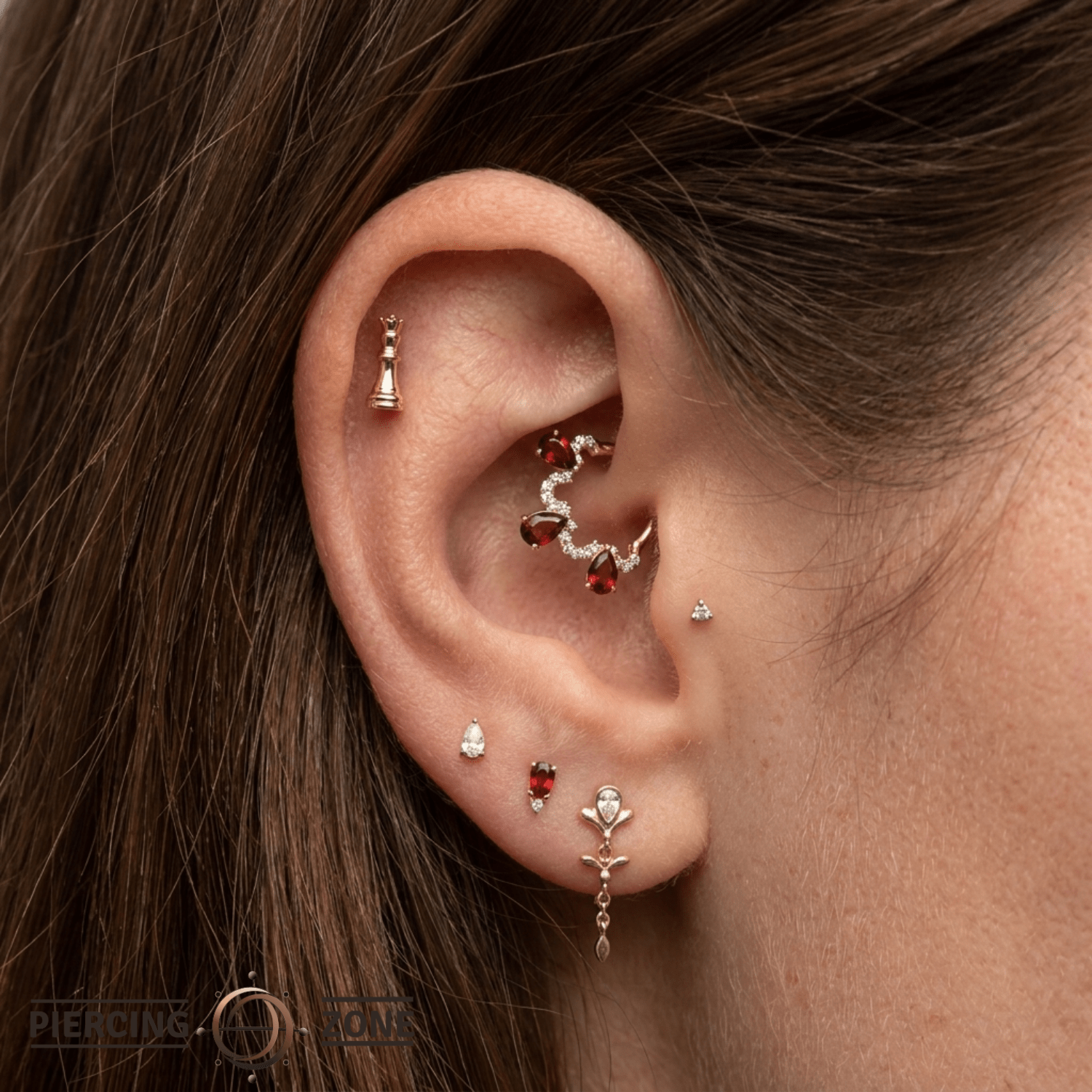 Queen Chess Piece – 14K Gold Threadless/Threaded End - piercing - zone.com