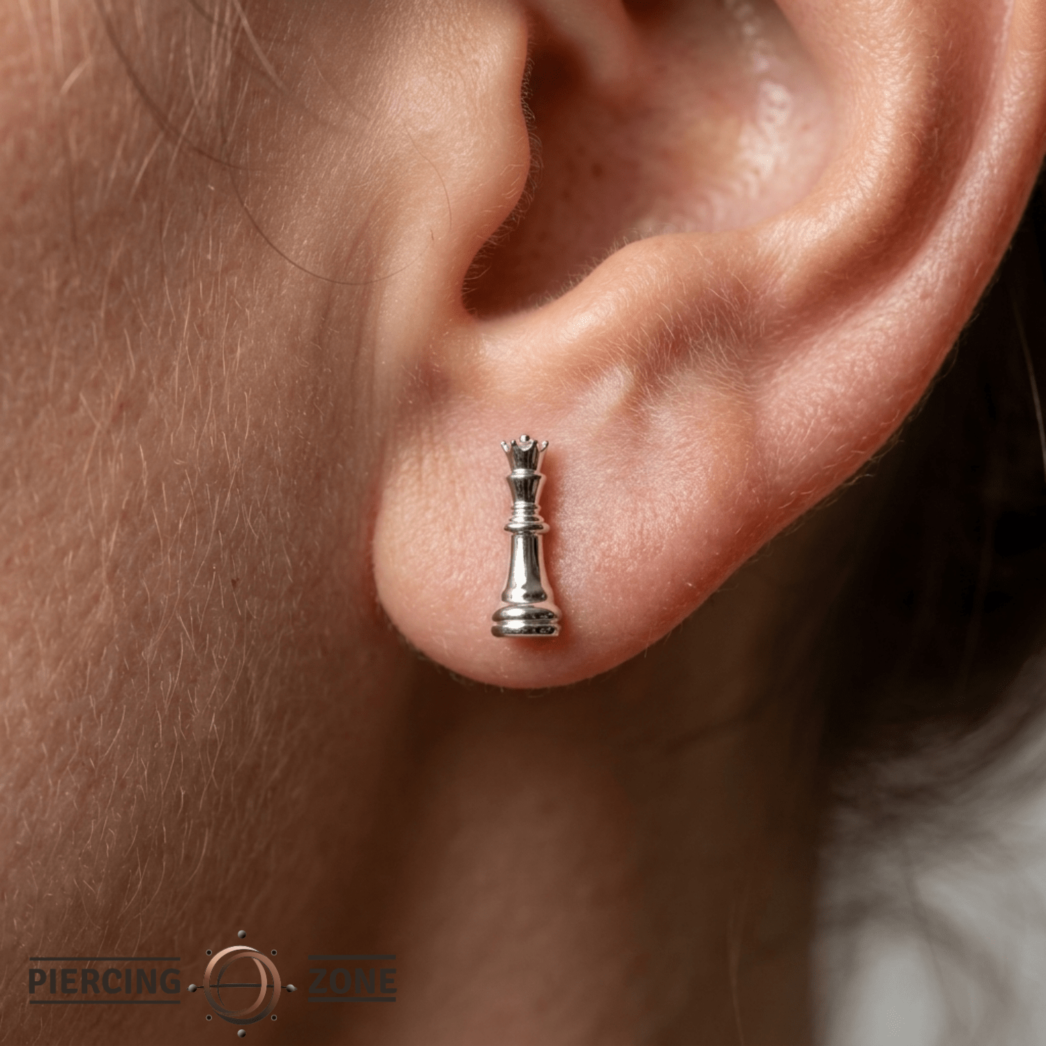 Queen Chess Piece – 14K Gold Threadless/Threaded End - piercing - zone.com