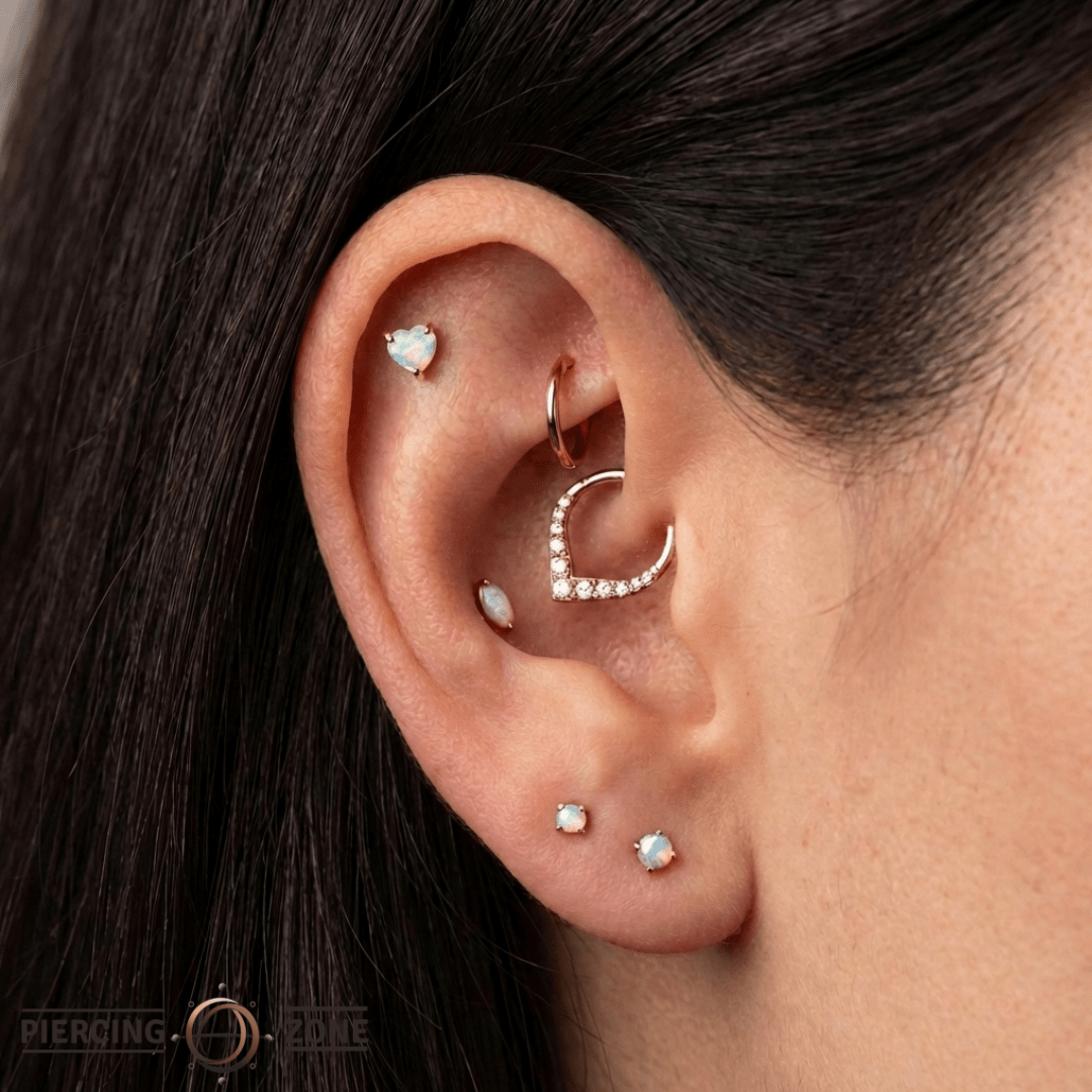 Rainbow Moonstone Heart – 14K Gold Threadless End - piercing - zone.com