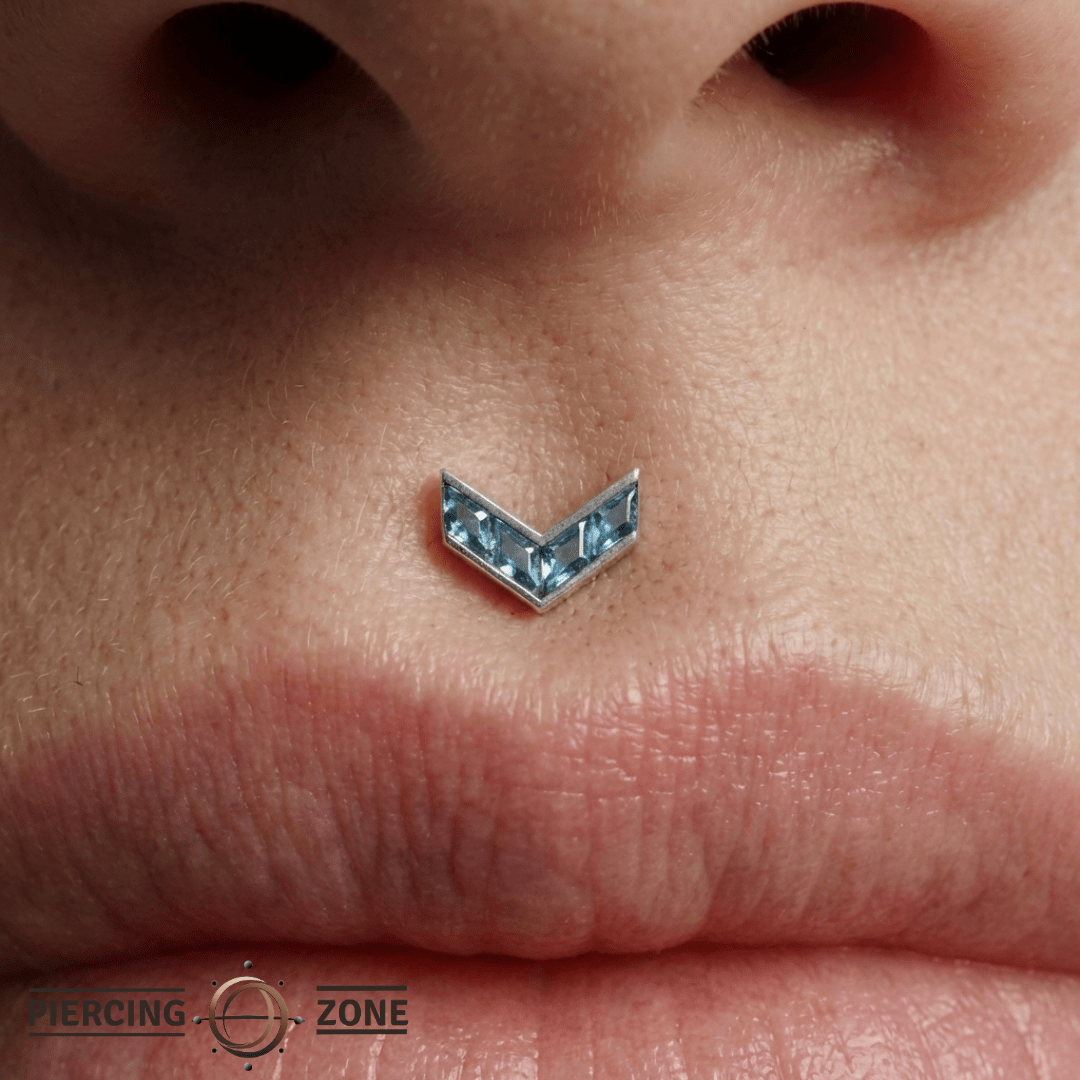 Rave – London Blue Topaz – 14K Gold Threadless End - piercing - zone.com