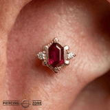Reyna – Garnet – 14K Gold Threadless End - piercing - zone.com
