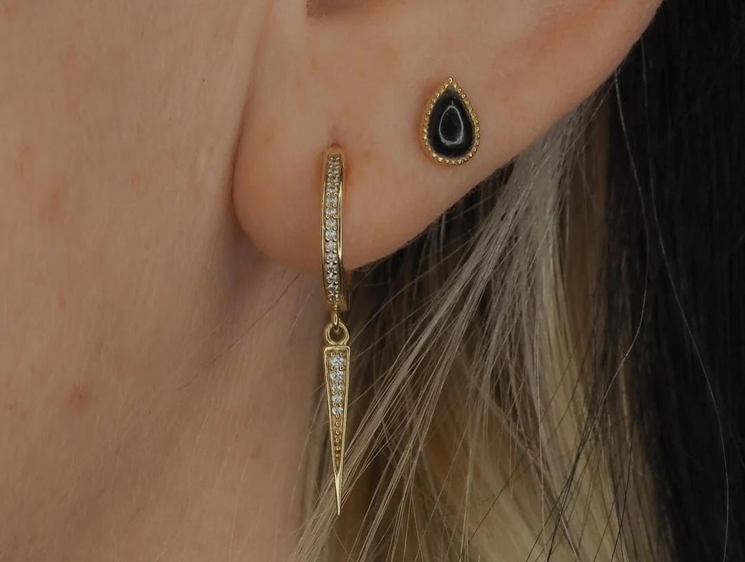 Ria – 14K Gold CZ Spike Clicker - piercing - zone.com
