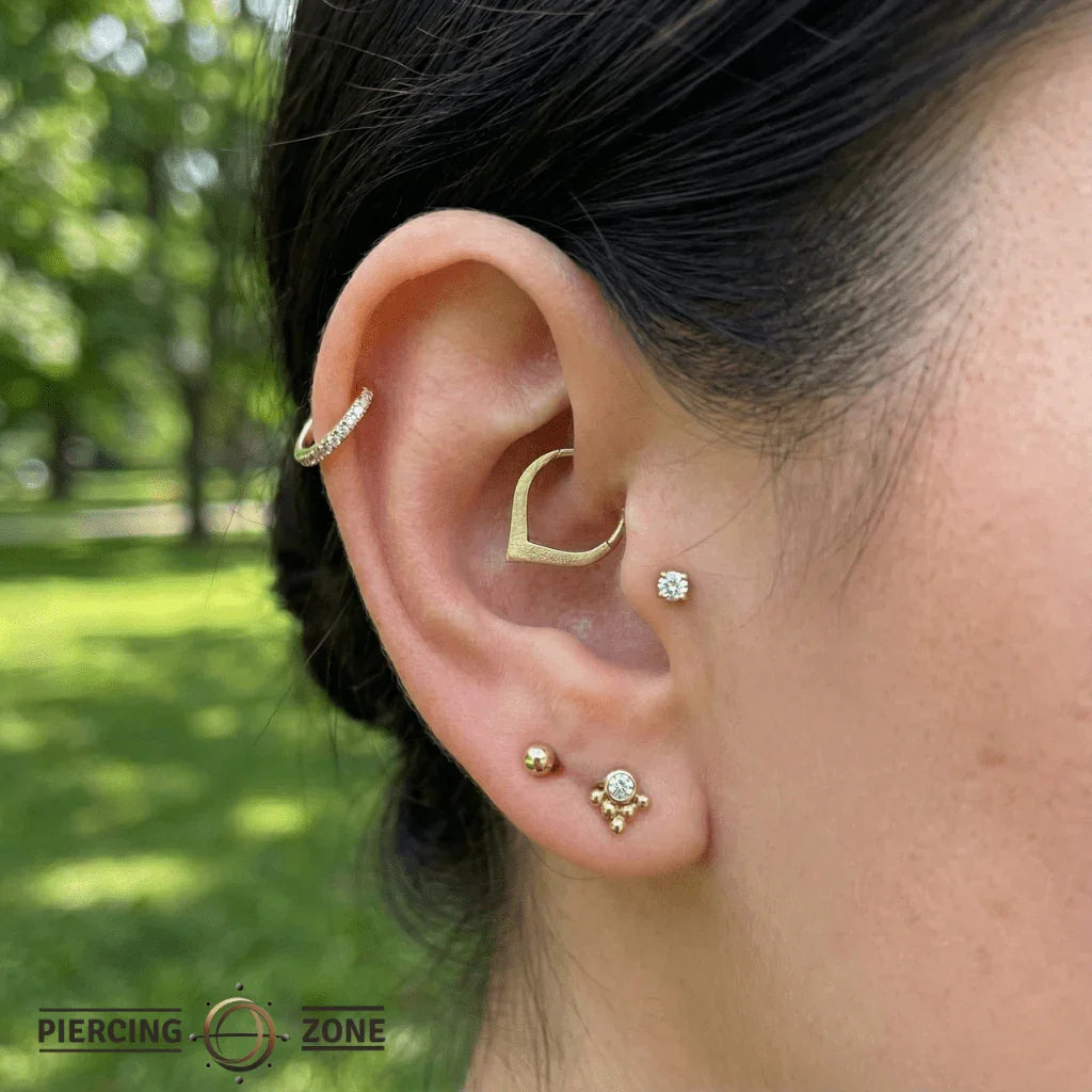 Rise – Reversible Sandblast Seam Ring – 14K Gold - piercing - zone.com