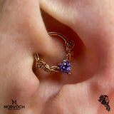 Romance Seamless Ring – 14K Gold Heart - Cut Gem Ring - piercing - zone.com