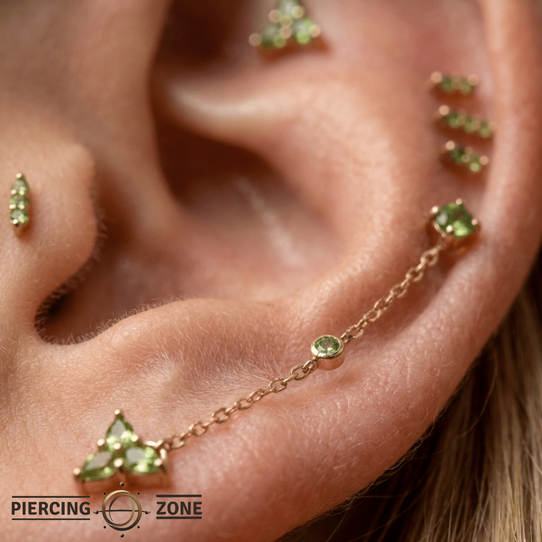Round Center – Tsavorite Chain – 14K Gold Piercing Connector - piercing - zone.com