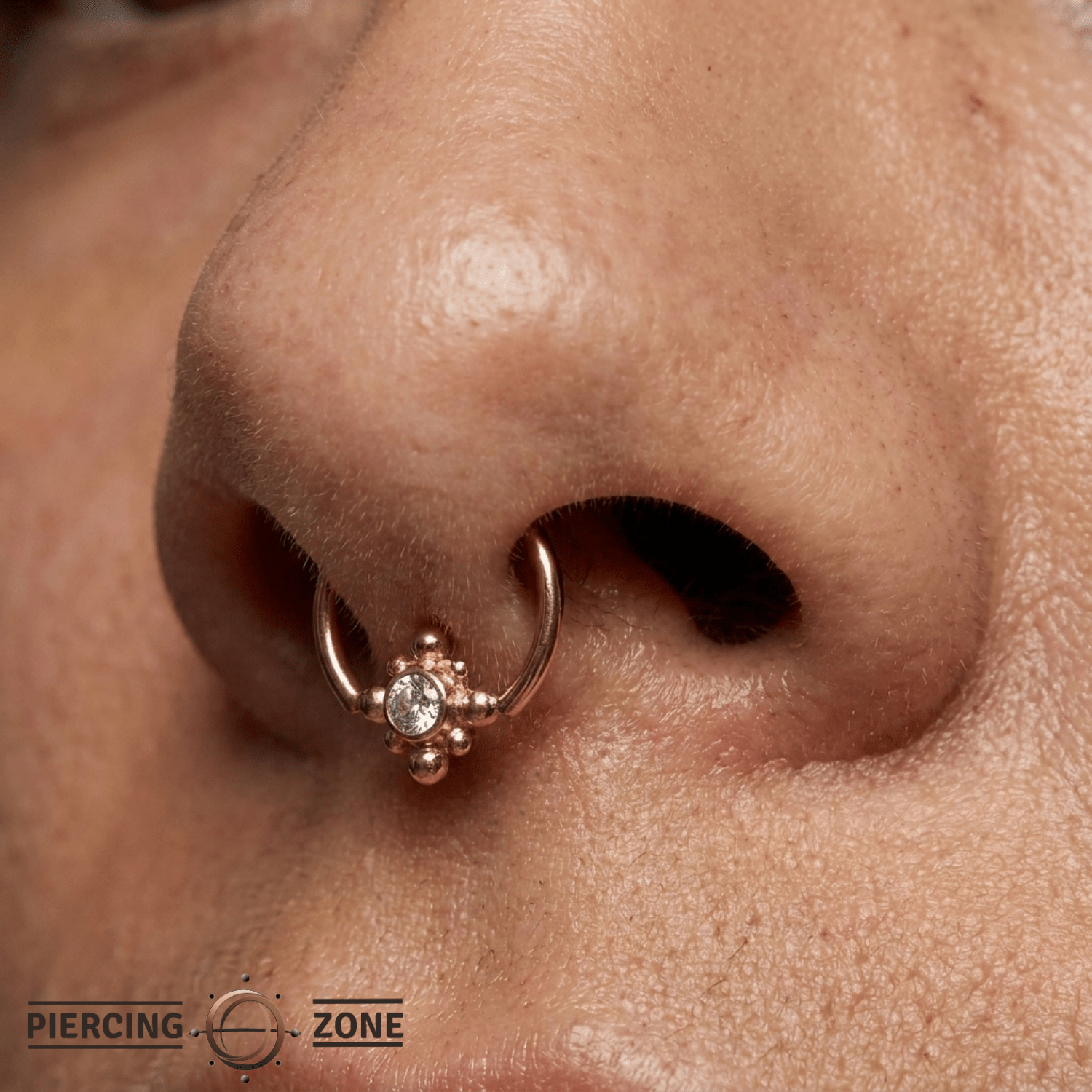Royal Bloom - 14K Gold Flower Gem Fixed Bead Ring - piercing - zone.com