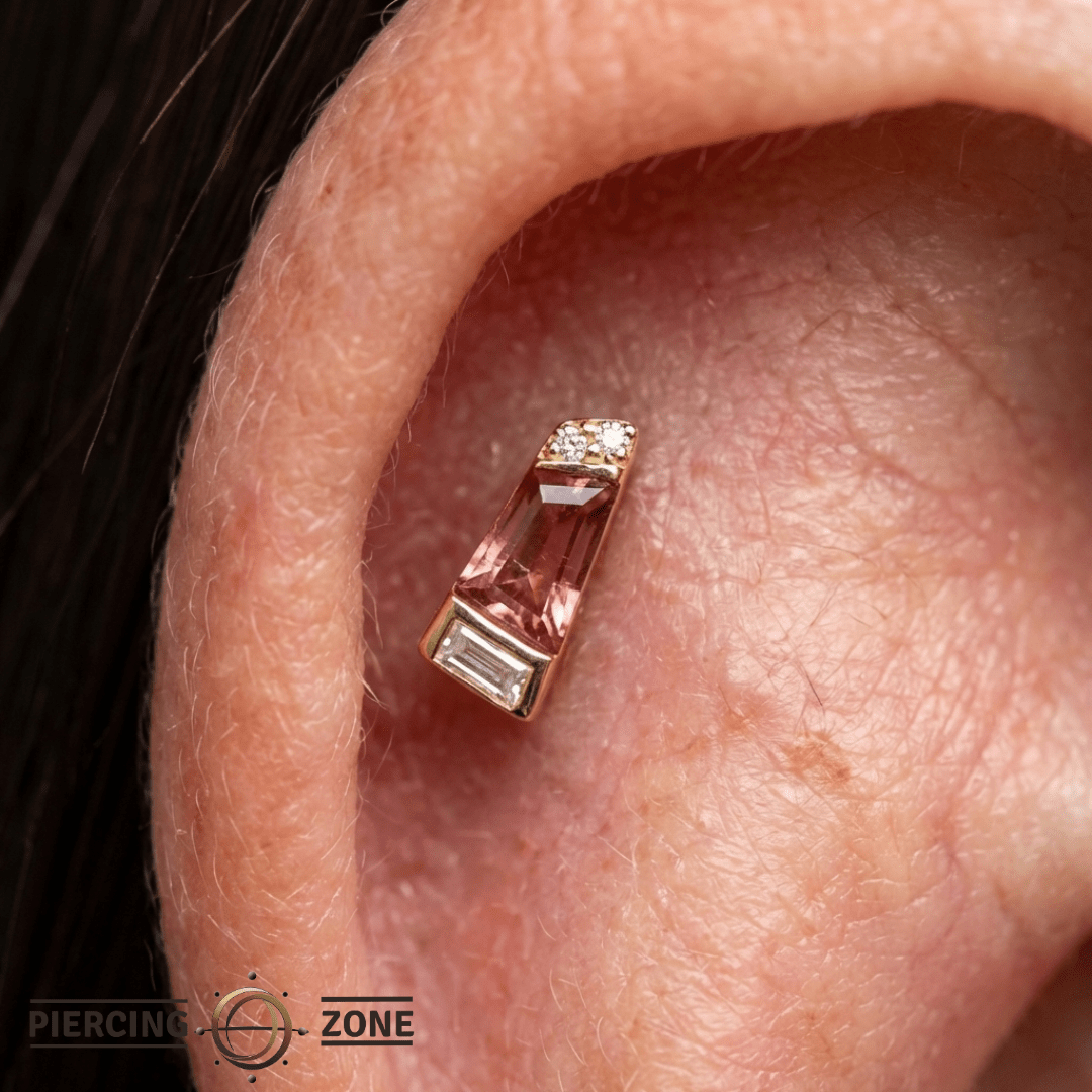 Saboteur – Garnet – 14K Gold Threadless End - piercing - zone.com