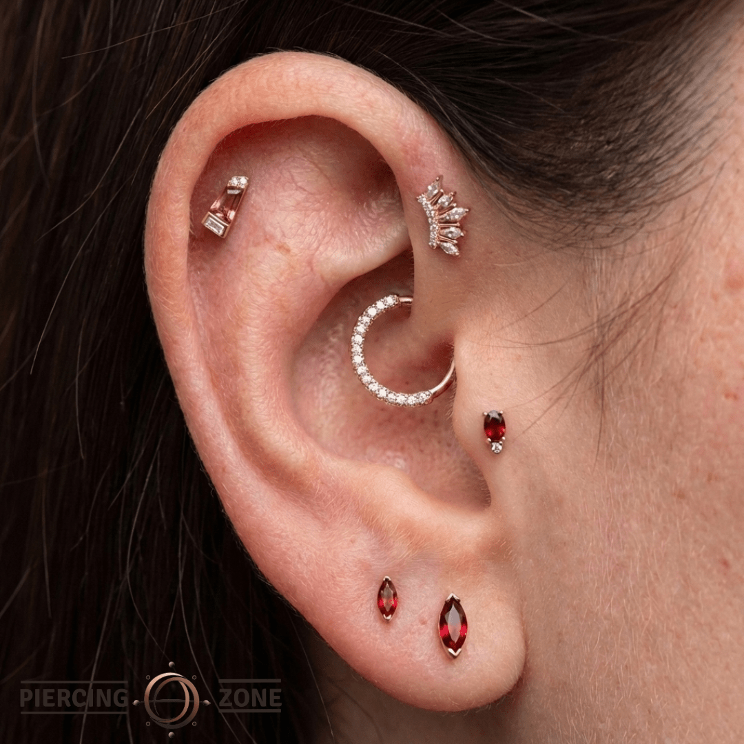 Saboteur – Garnet – 14K Gold Threadless End - piercing - zone.com