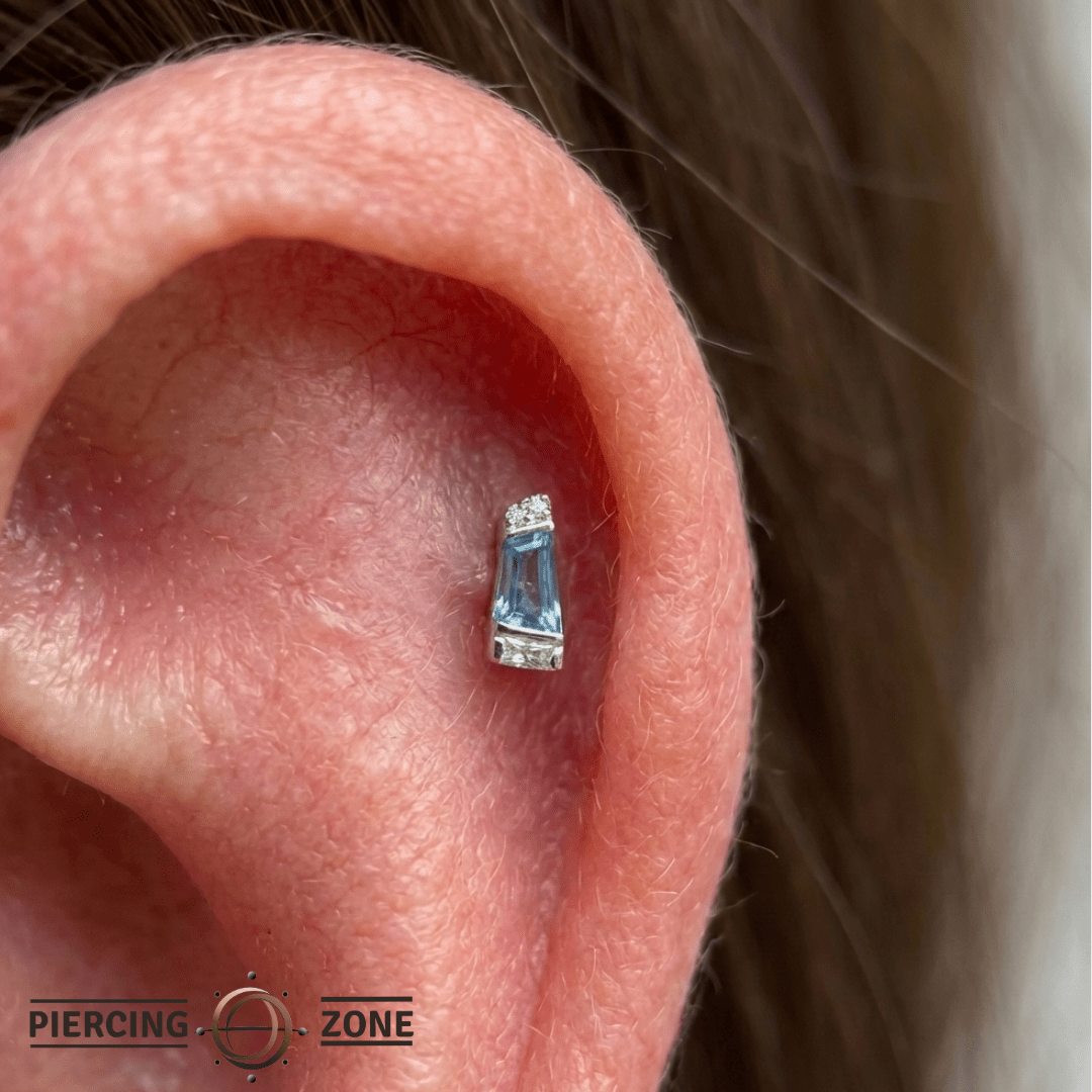 Saboteur – London Blue Topaz – 14K Gold Threadless End - piercing - zone.com