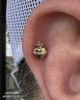 Sacred Heart – Barbed Flame Heart – 14K Gold Threadless End - piercing - zone.com