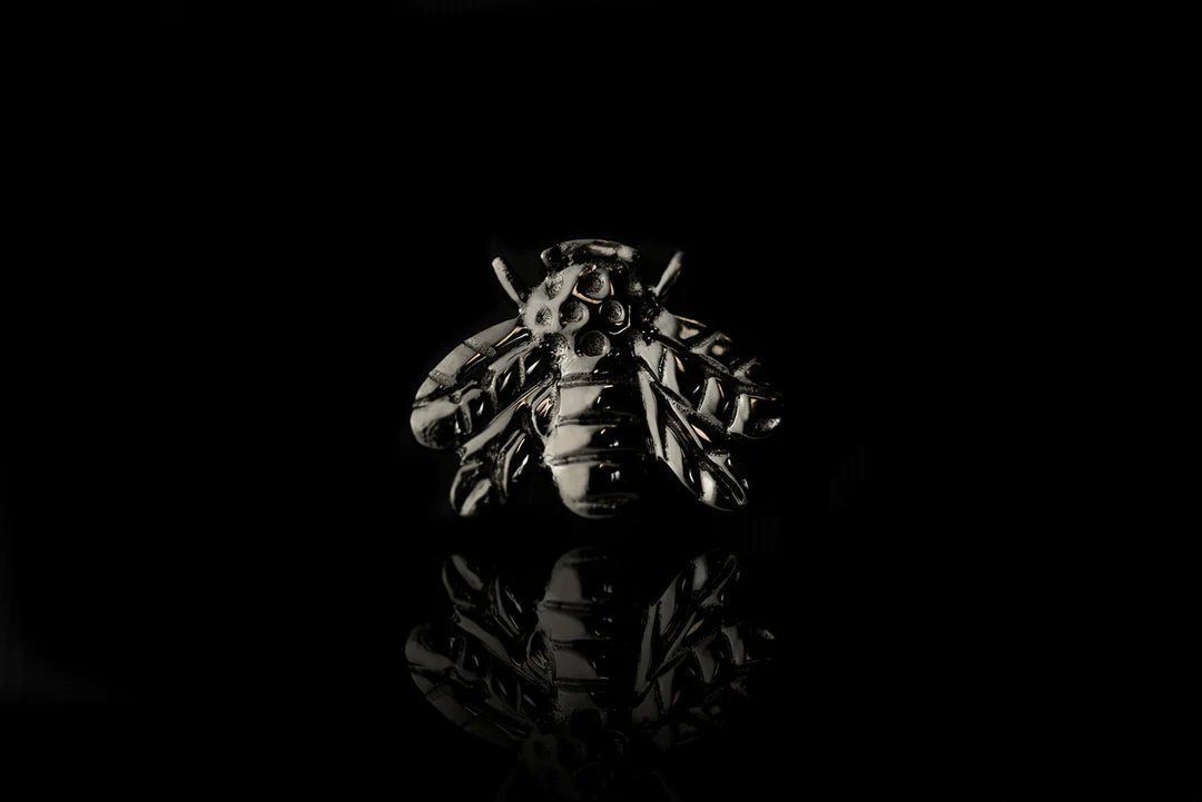 Scene Bee – Black Rhodium – 14K Gold Threadless End - piercing - zone.com