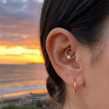 Seamless Ring With Fixed Charming Triangle Prong – 14K Gold Geometric Accent Design - piercing - zone.com