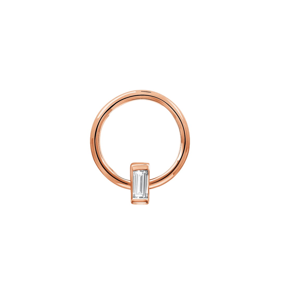 Seamless Ring with Vertical Fixed Baguette – 14K Gold Sculpted Baguette Design - piercing - zone.com