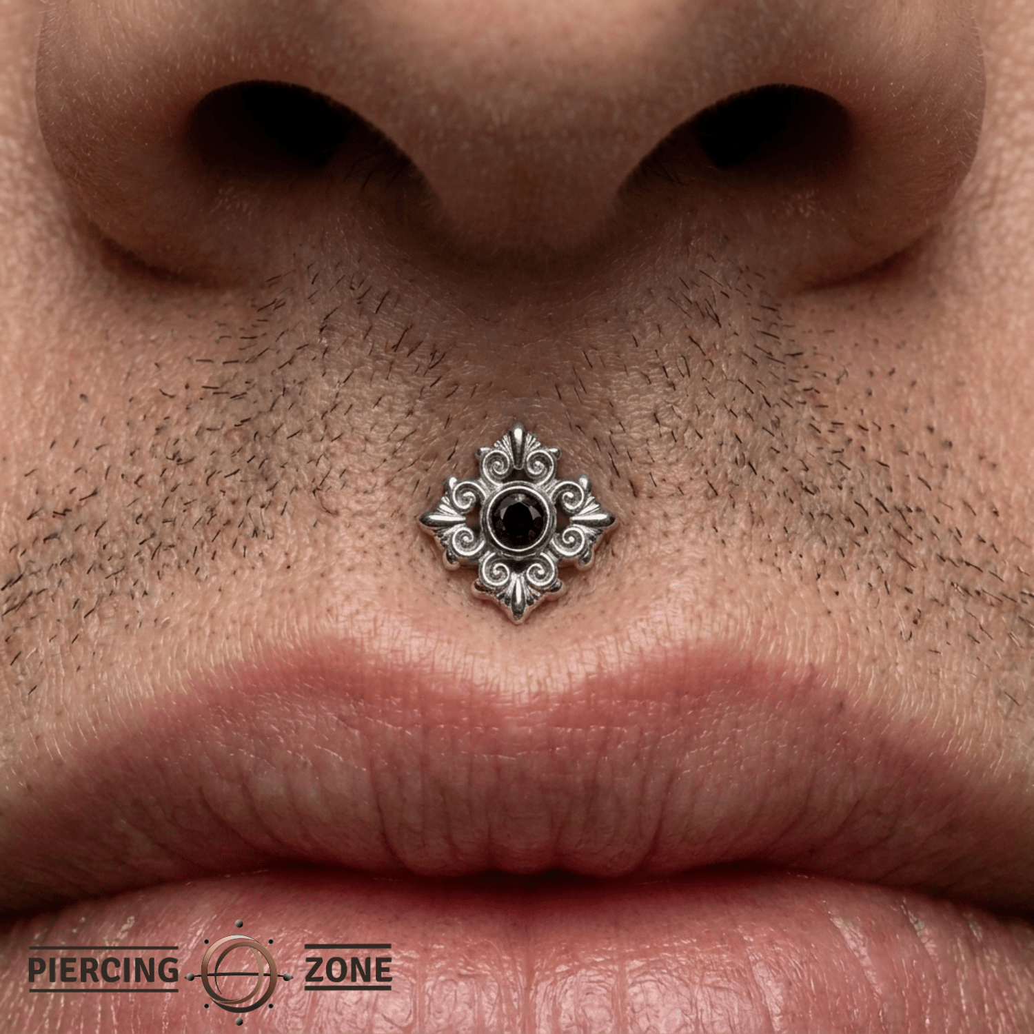 Square Elegance - 14K Gold Threadless/Threaded - piercing - zone.com