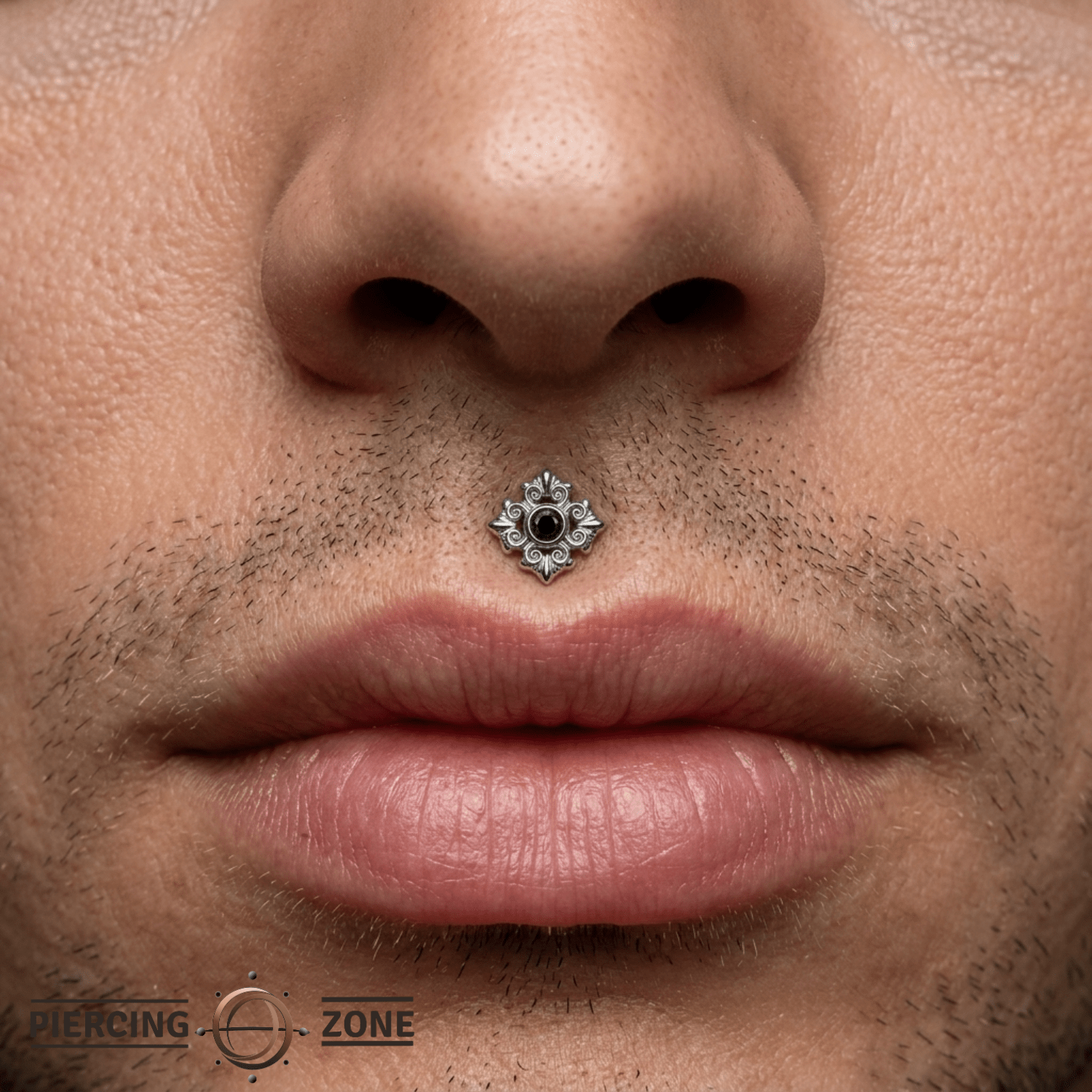 Square Elegance - 14K Gold Threadless/Threaded - piercing - zone.com
