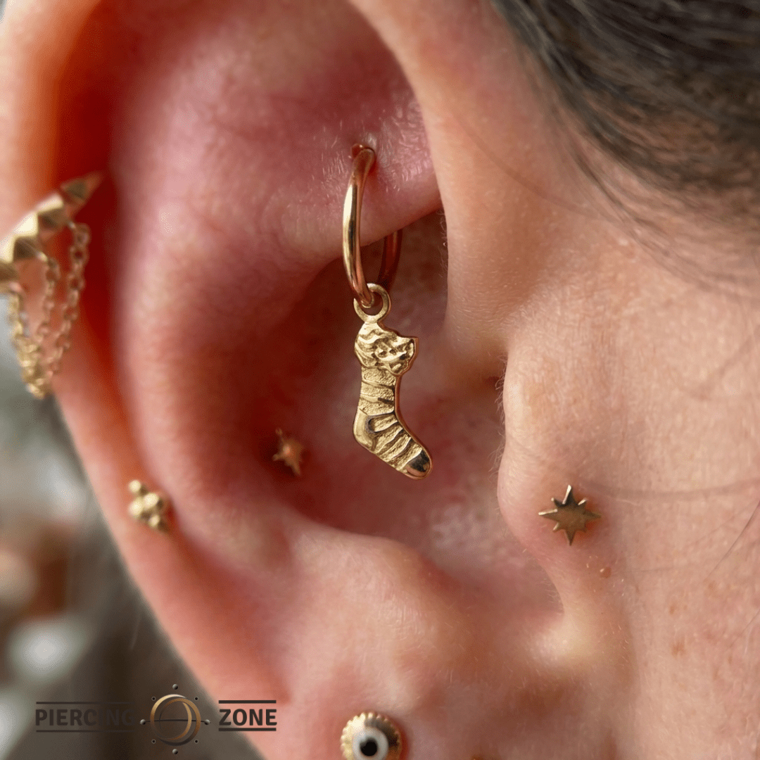 Stocking – 14K & 18K Gold Charm - piercing - zone.com