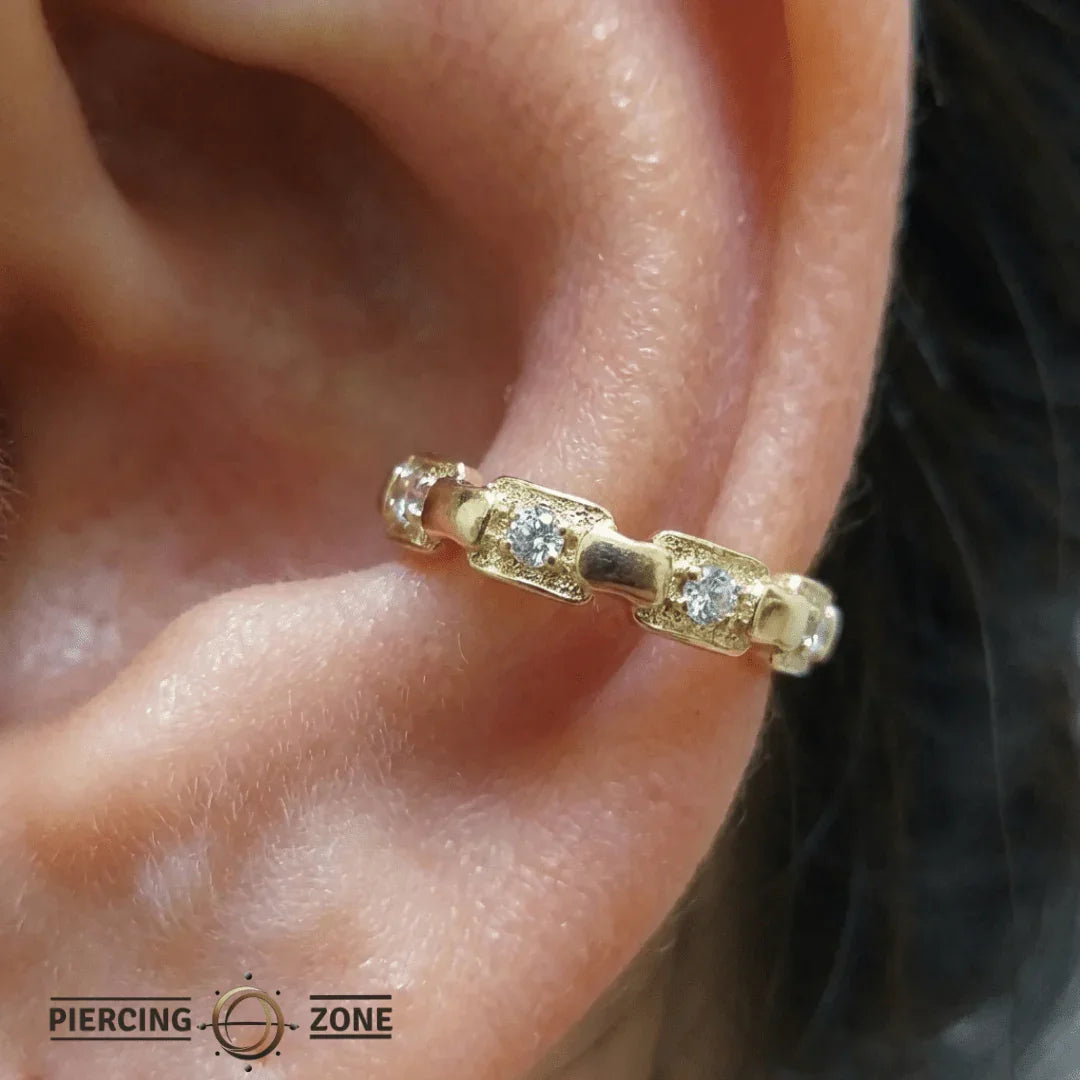 Trace Chain Seamless Ring – 14K Gold Micro - Gem Chain Design - piercing - zone.com