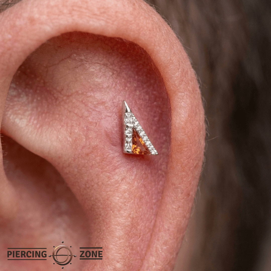 Transmission – Orange Garnet – 14K Gold Threadless End - piercing - zone.com
