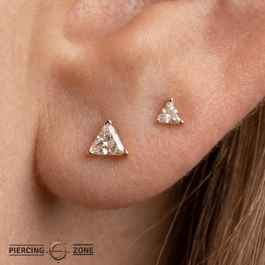 Trillion Cut – Swarovski CZ Triangle – 14K Gold Threadless End - piercing - zone.com