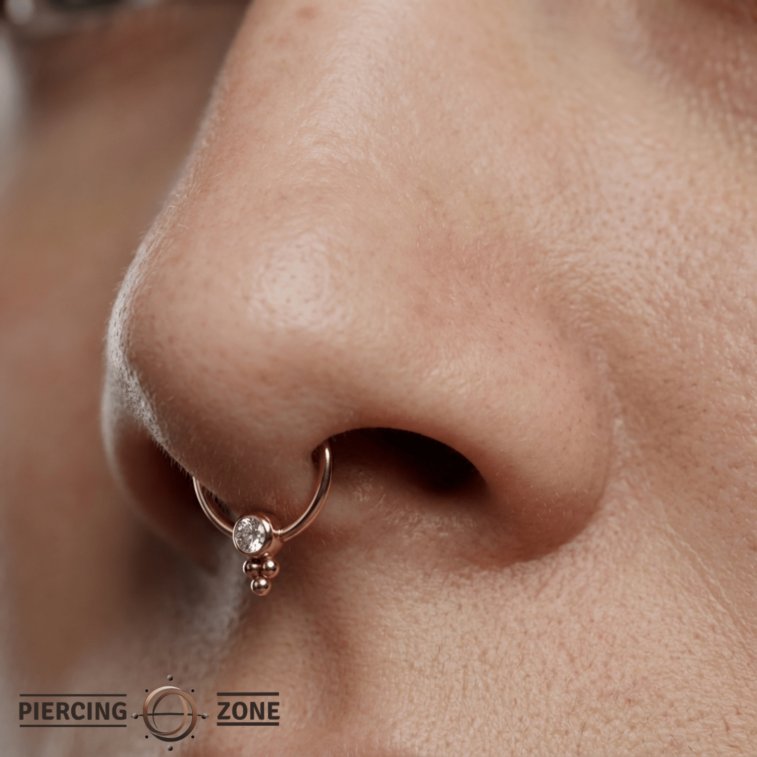 Trinity Glow - 14K Gold Bezel Gem Fixed Bead Ring - piercing - zone.com
