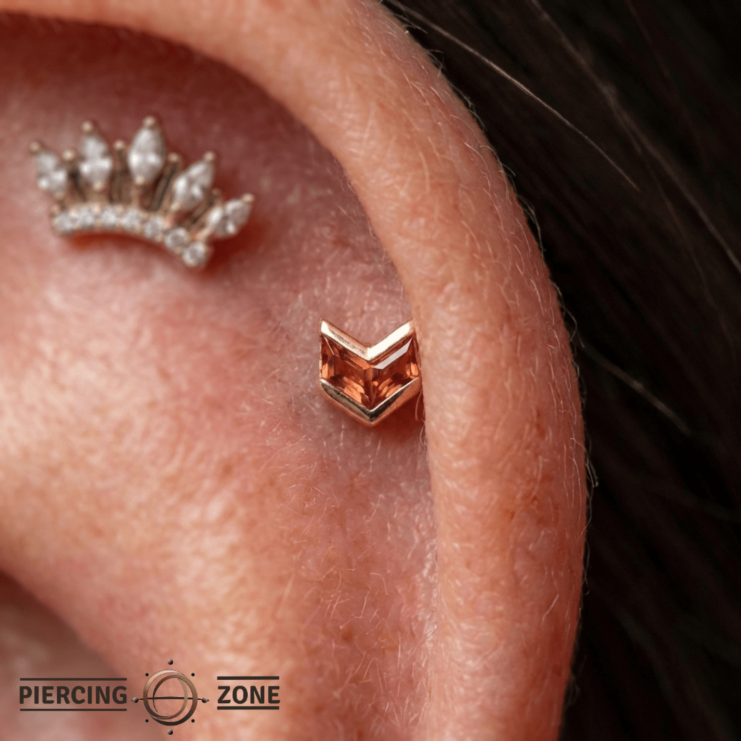 Vande – Garnet – 14K Gold Threadless End - piercing - zone.com