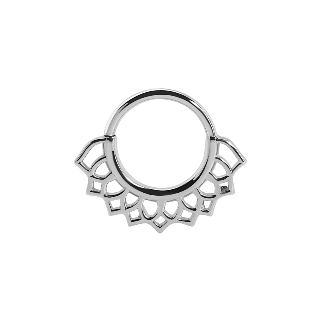 Vanilla Seamless Ring – 14K Gold Cup & Divot Design - piercing - zone.com