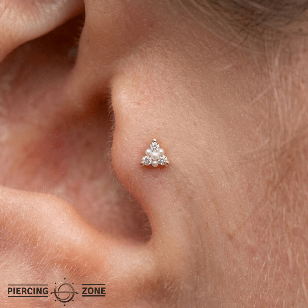Vibe – Diamond Triangle Cluster – 14K Gold Threadless End - piercing - zone.com