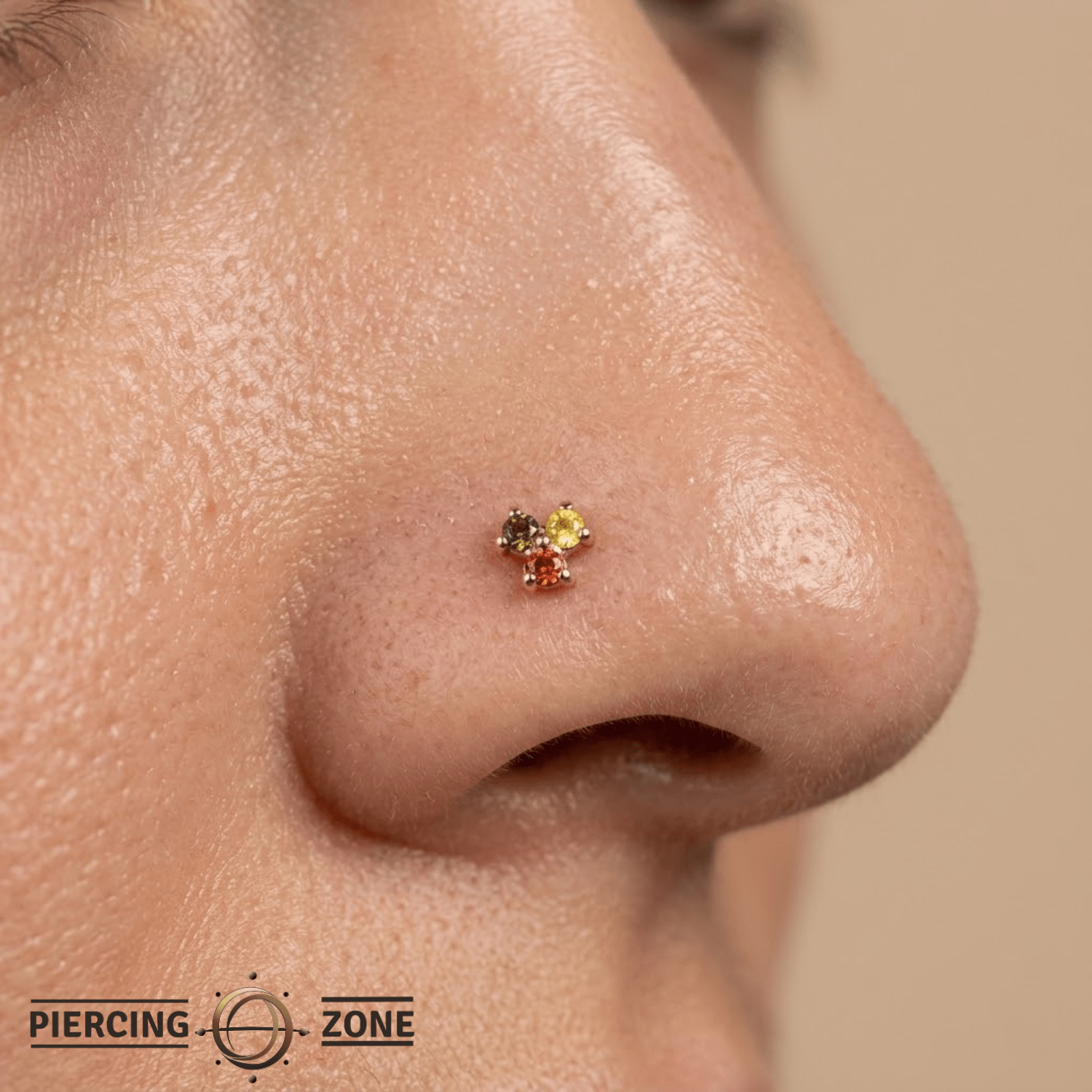 Vida – 14K Gold “Natural Mystic” Gem Cluster Threadless End - piercing - zone.com