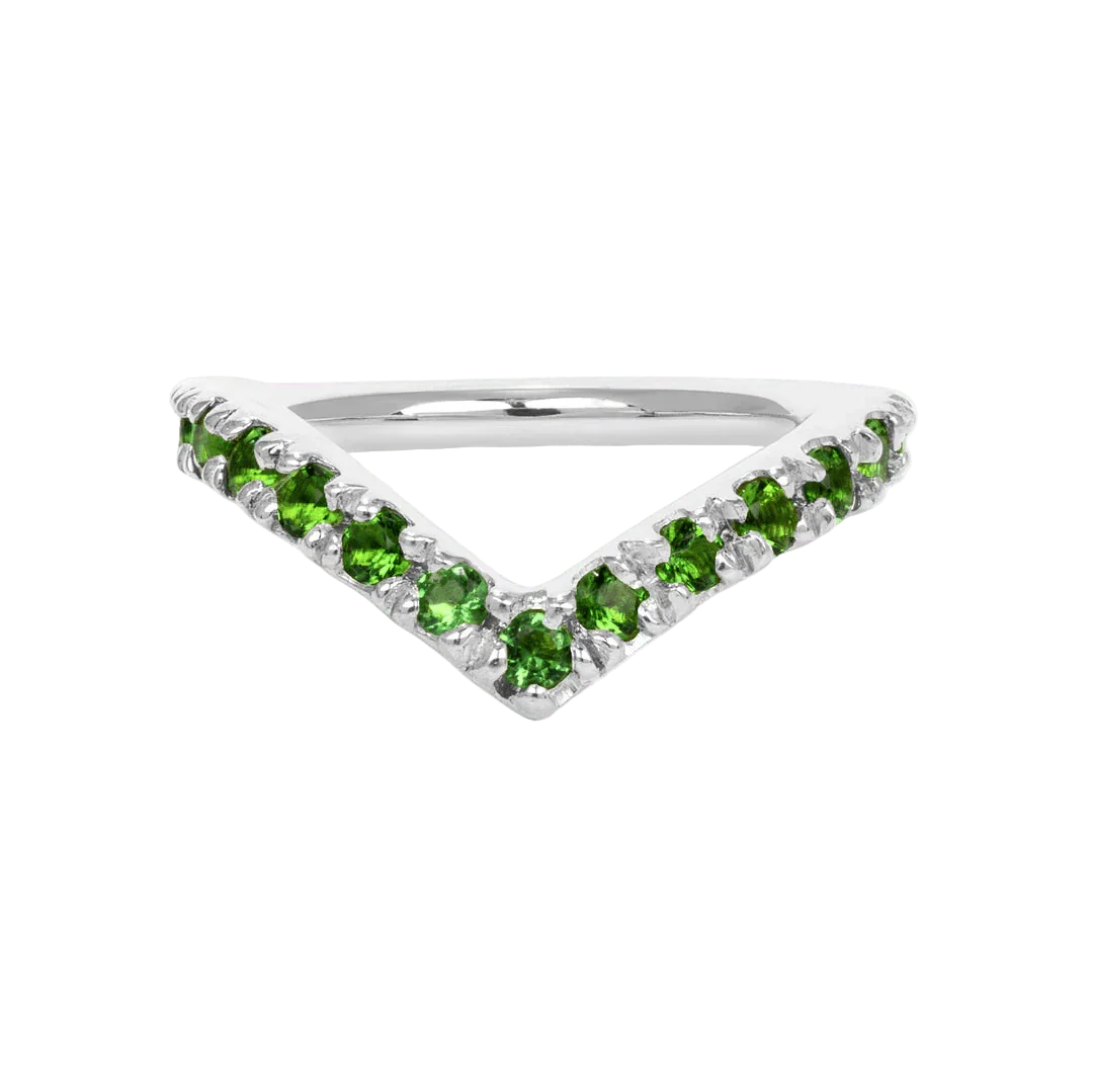 Vivian Seamless Ring – 14K Gold Cup & Divot Design - piercing - zone.com
