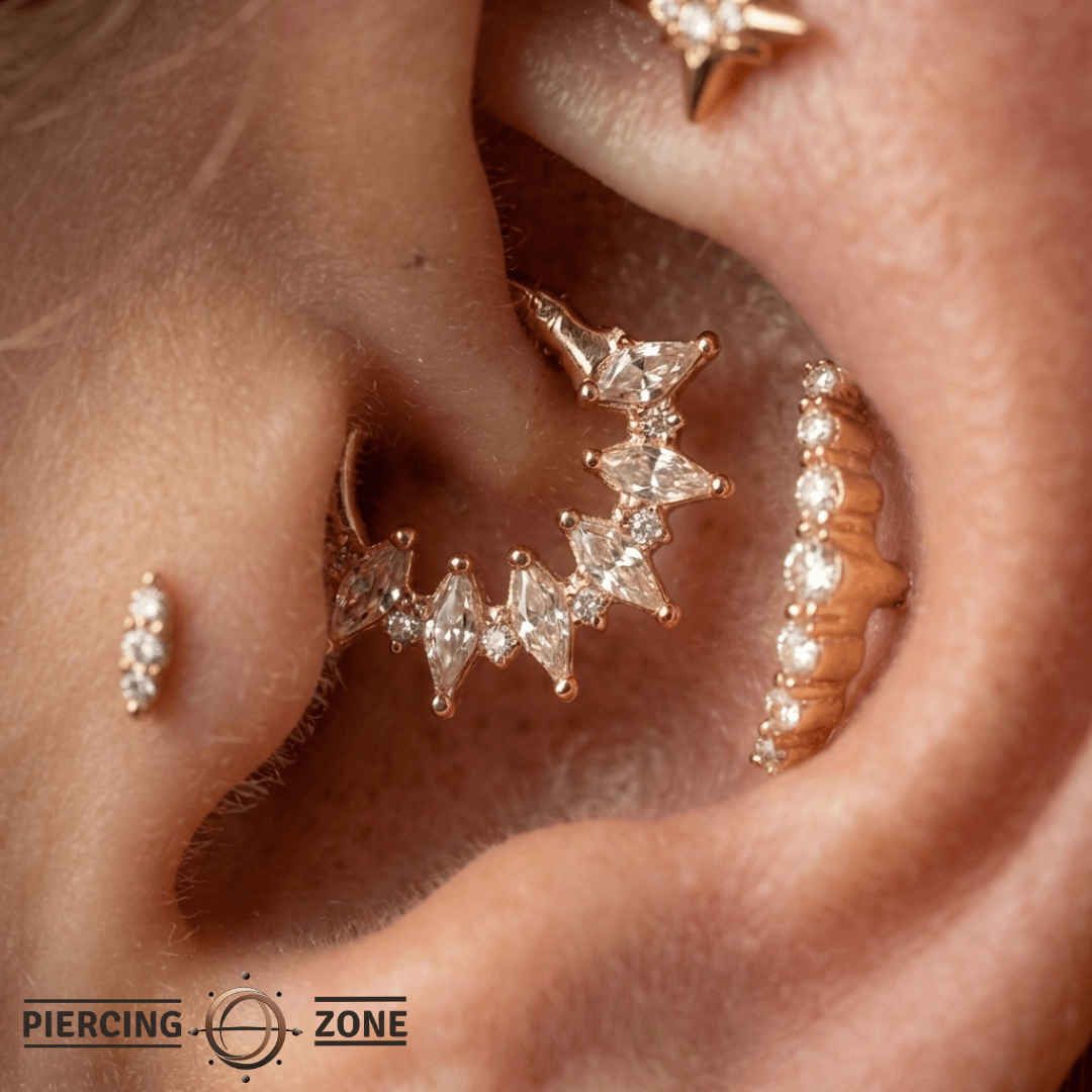 Wonderland – CZ Kite Cluster – 14K Gold Clicker Ring - piercing - zone.com
