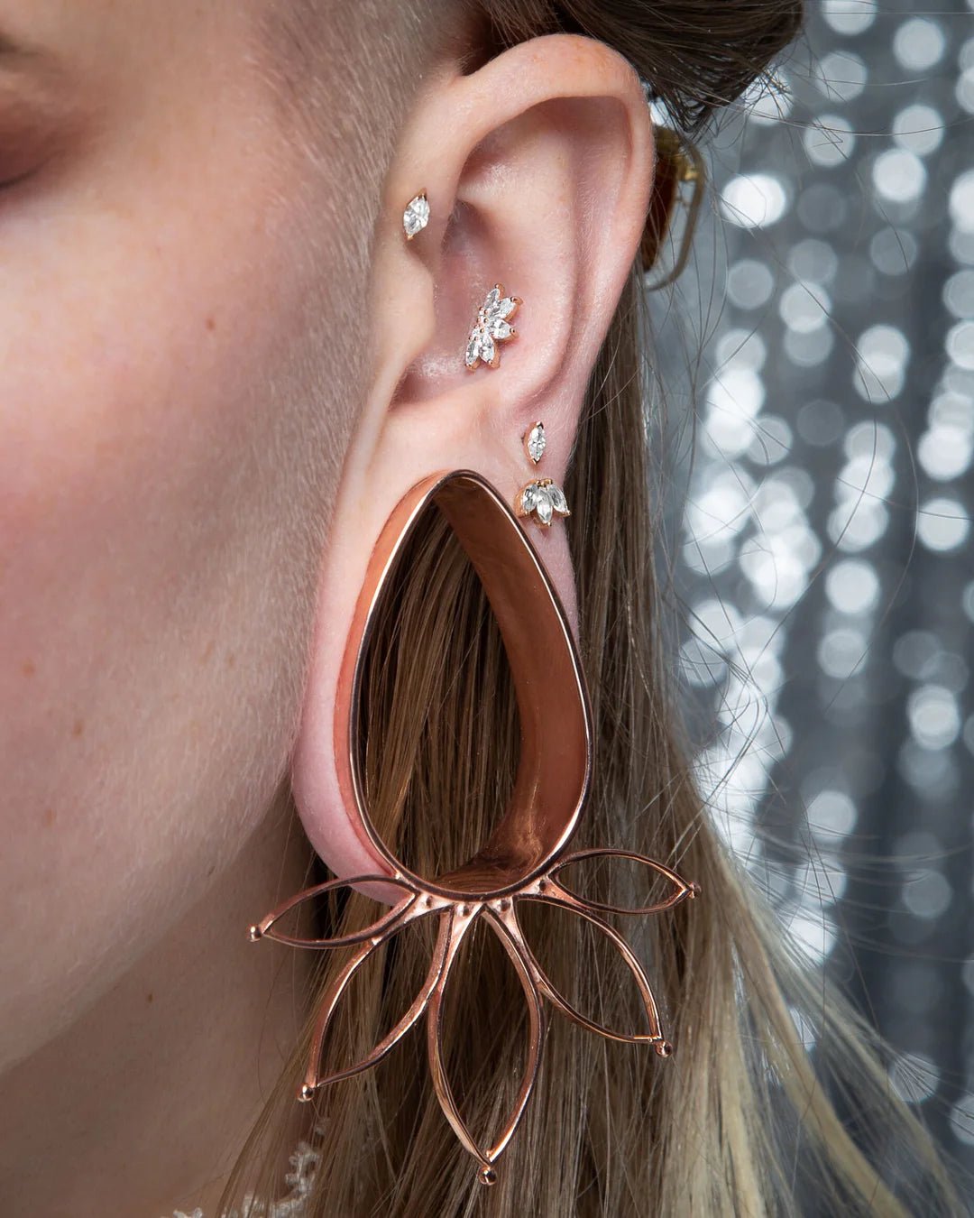 Zuri Threadless End with CZ - 14K Gold Gem Threadless End - piercing - zone.com
